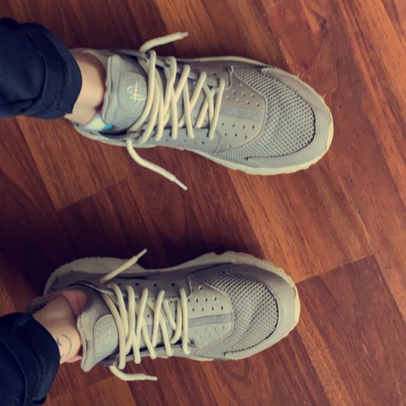 nike huaraches !!!!! - Picture 6 of 6